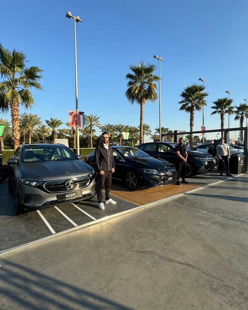  الملا أوتوموبيلز استعرضت أحدث موديلات مرسيدس الكهربائية في معرض الكويت للاستدامة في مروج 