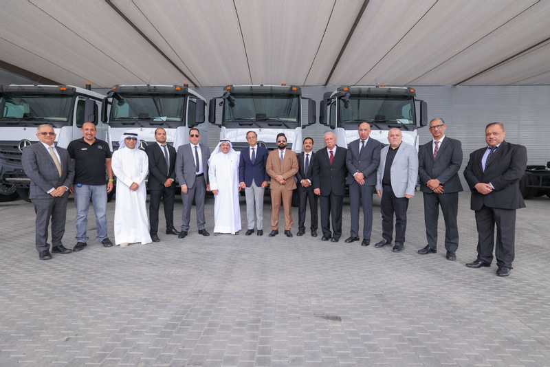  الملا أوتوموبيلز و أكتروس المتحدة تتمان صفقة بيع وتسليم أكثر من 100 شاحنة مرسيدس