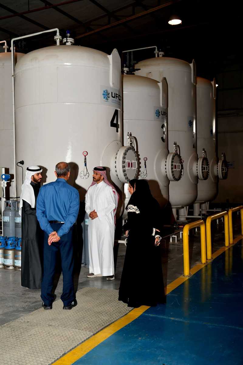 مصنع المتحدة للكمبروسرات يستقبل وفدا من وزارة البيئة القطرية ومنظمة يونيدو 