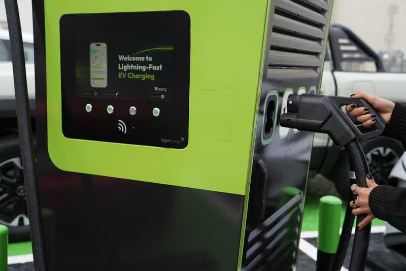 صناعات الغانم تطلق برق كمشغل شحن فائق السرعة للسيارات الكهربائية