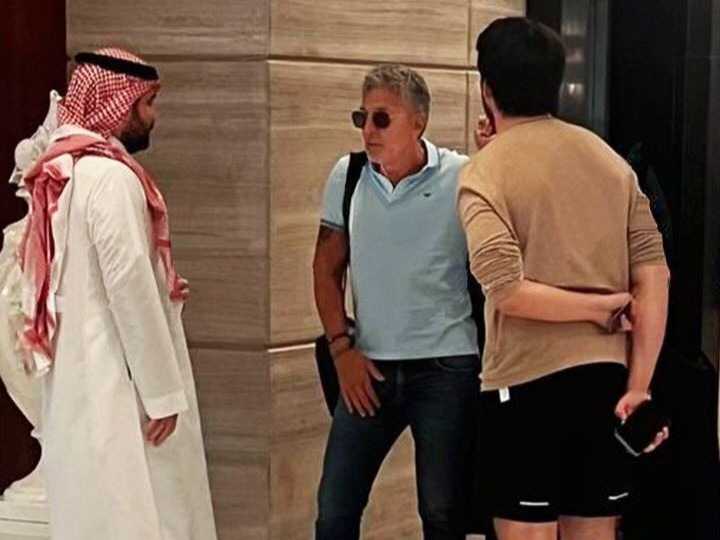 ميسي «الأب» يصل إلى السعودية