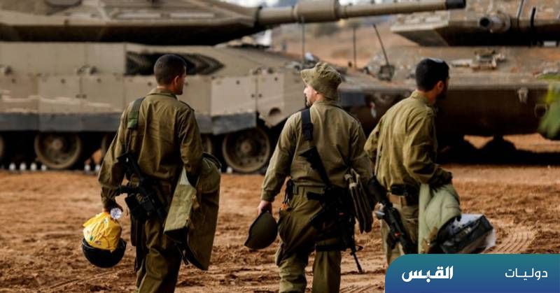جنود الاحتلال يسرقون منازل أهالي غزة
