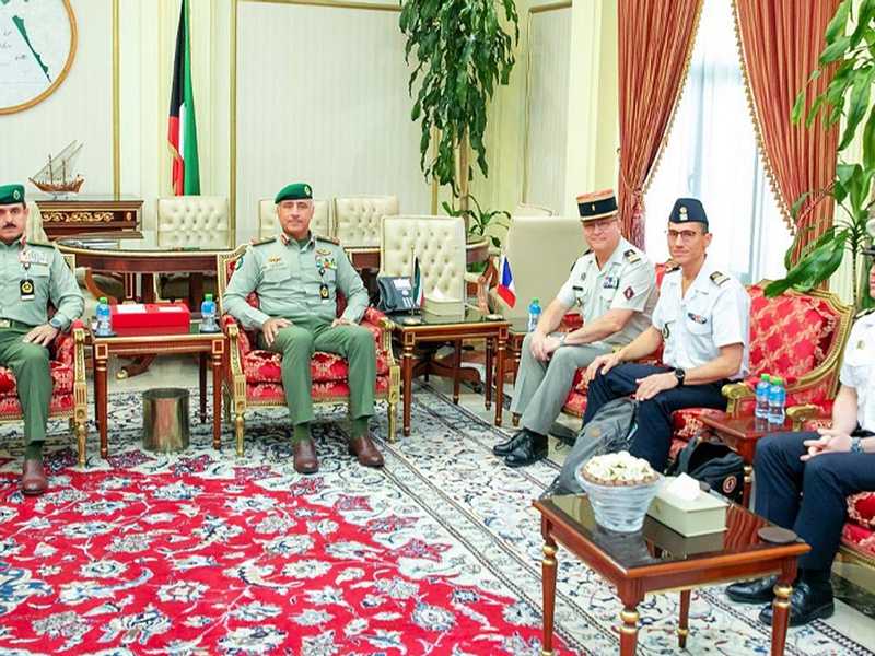 الكويت وفرنسا: تطوير التعاون في المجالات الدفاعية
