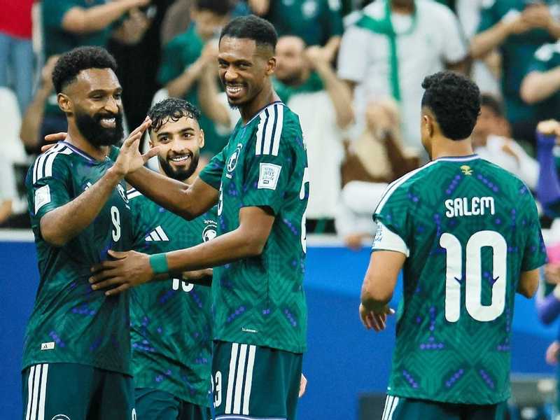 الأخضر يفوز على فلسطين.. ويتأهل لنصف نهائي كأس العرب