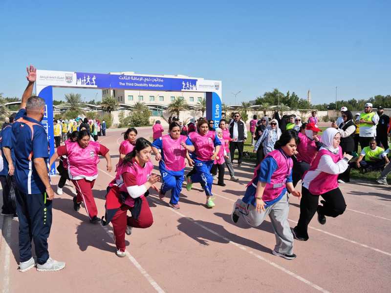 ماراثون ذوي الاحتياجات.. مساحة إنسانية مفعمة بالحياة