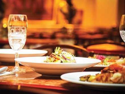 30 ألف ترخيص مطعم ونشاط غذائي فعّال في الكويت