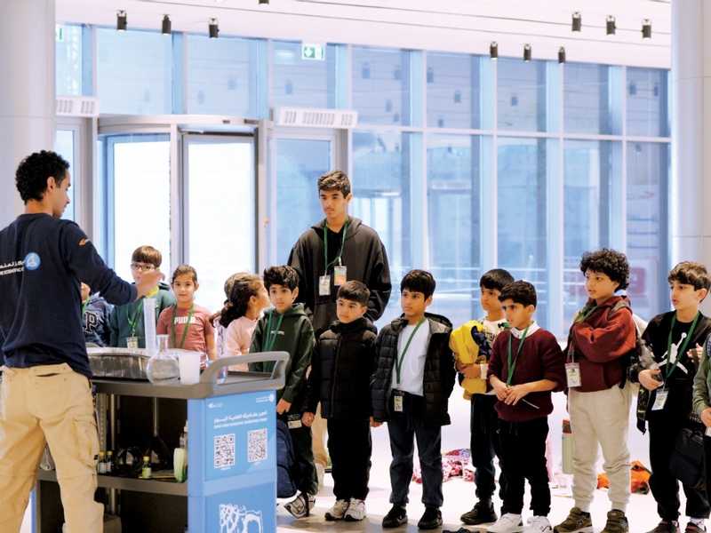 المركز العلمي يقدّم تجربة تعليمية  تفاعلية في مخيمه الشتوي للأطفال