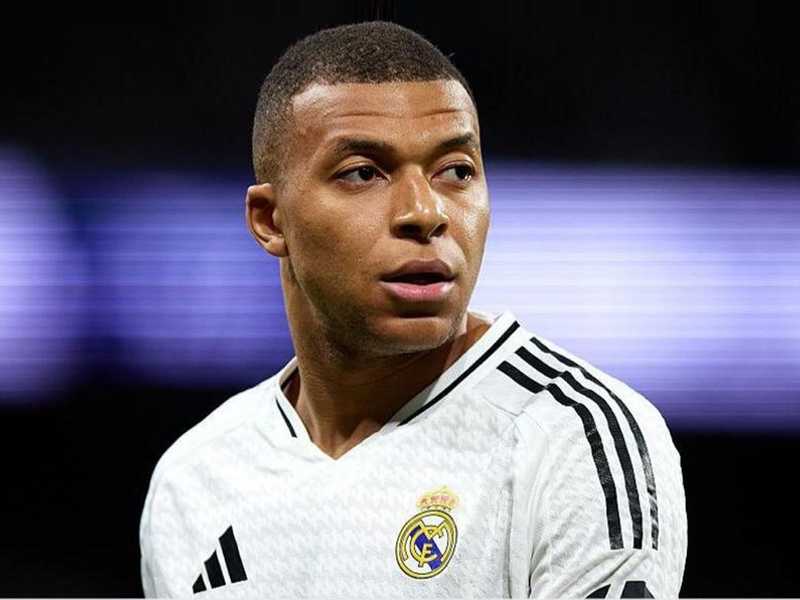 مبابي يغيب 3 أسابيع عن الريال بعد تعرضه للإصابة في أربطة الركبة