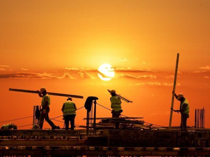 «ميد»: 2026 عام إعادة التوازن في سوق الإنشاءات الخليجي