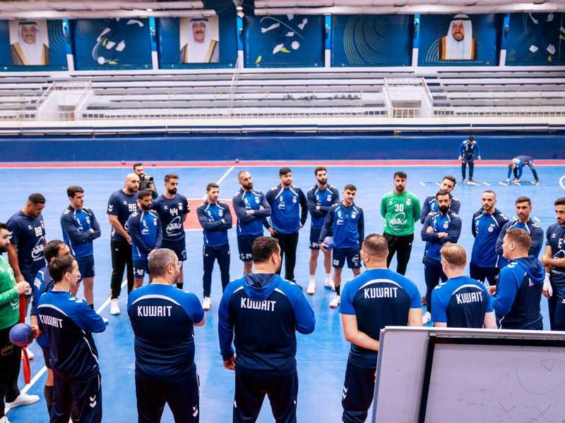 «ازرق اليد» في مواجهه الهند  في انطلاق «الاسيويه»