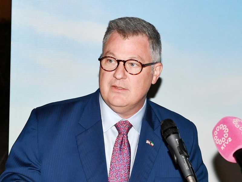 القائم بالاعمال الامريكي: ملتزمون حمايه البني التحتيه ودعم الشراكات الرقميه