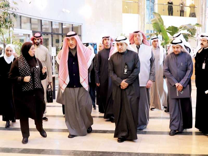 النائب الاول: تطوير الاداء يبدا من دعم العنصر البشري والاستماع اليه