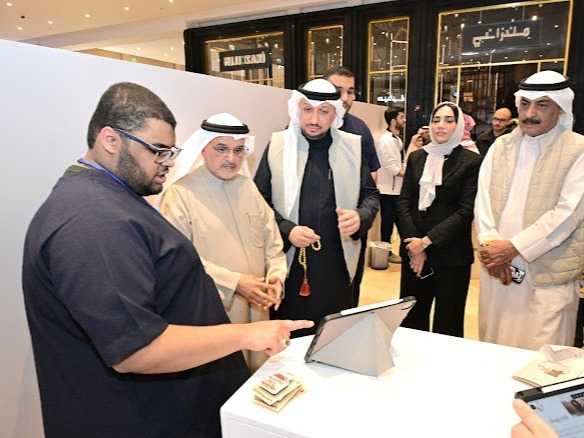 رئيس المكتب الثقافي الكويتي بالبحرين يشيد بالمبادرات الطلابيه التطوعيه