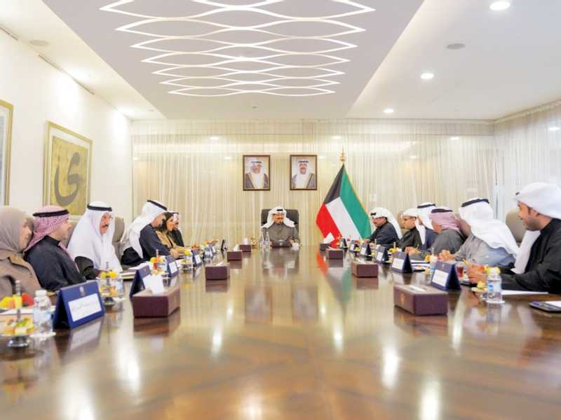 العبدالله الامير حريص علي تسريع انجاز المشاريع