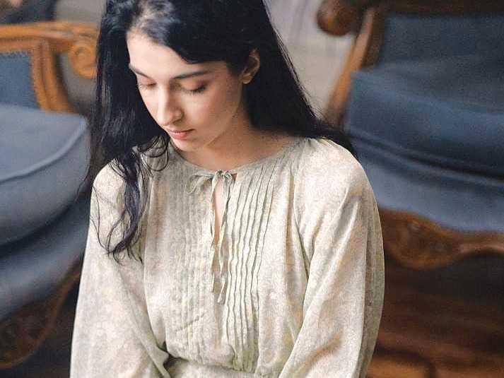 قصة قصيرة .. أفكار محشوة بالألم