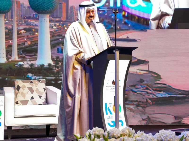   رئيس الوزراء: شركات عالميه لتطوير الاكتشافات البحريه للنفط والغاز