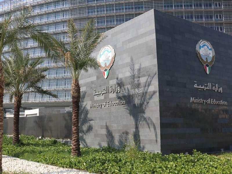 «التربيه» تعلن تنظيم بطوله التحدي الكويتي -الاماراتي لكره القدم