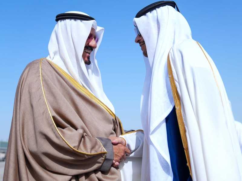 رئيس مجلس الوزراء وزير الخارجيه القطري يصل البلاد في زياره رسميه