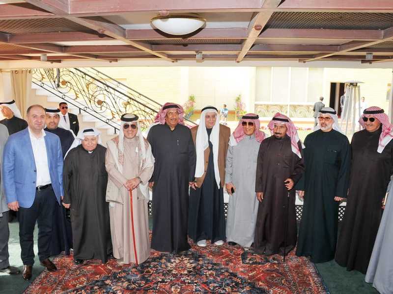 سفراء ودبلوماسيون في ضيافه «عزايز»: تقليد سنوي يكسر الروتين ويوطد العلاقات الانسانيه