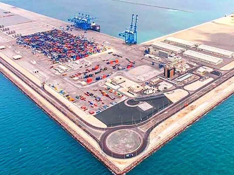 وزاره الداخليه تنفي ما تم تداوله بشان وقوع حادث قباله ميناء مبارك الكبير