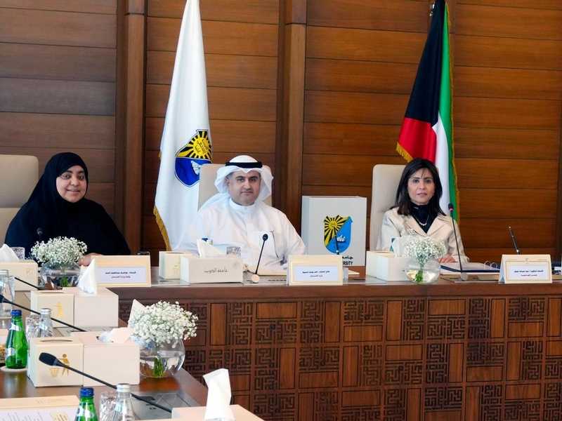 وزير العدل: تطوير المنظومه التشريعيه وفق اسس علميه رصينه لتعزيز كفاءه الاداء