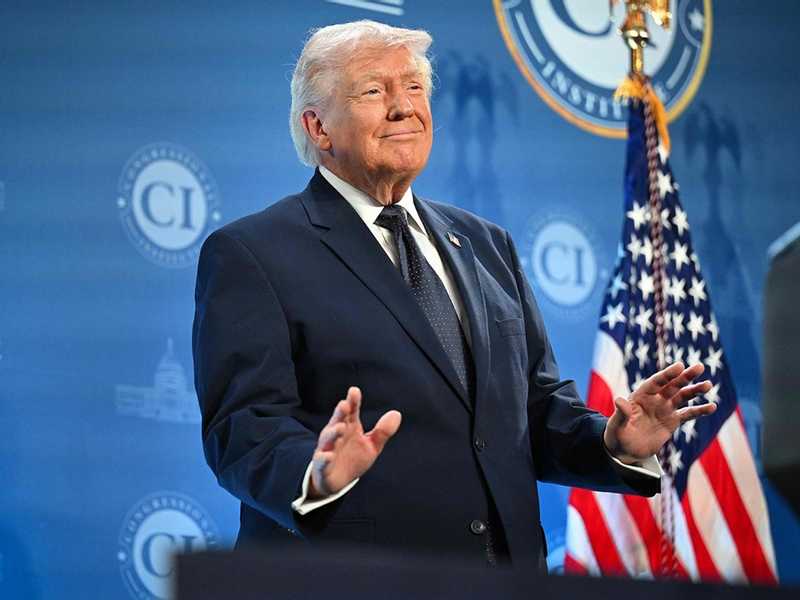 ترامب: العمليه العسكريه ضد ايران ستكون قصيره الامد