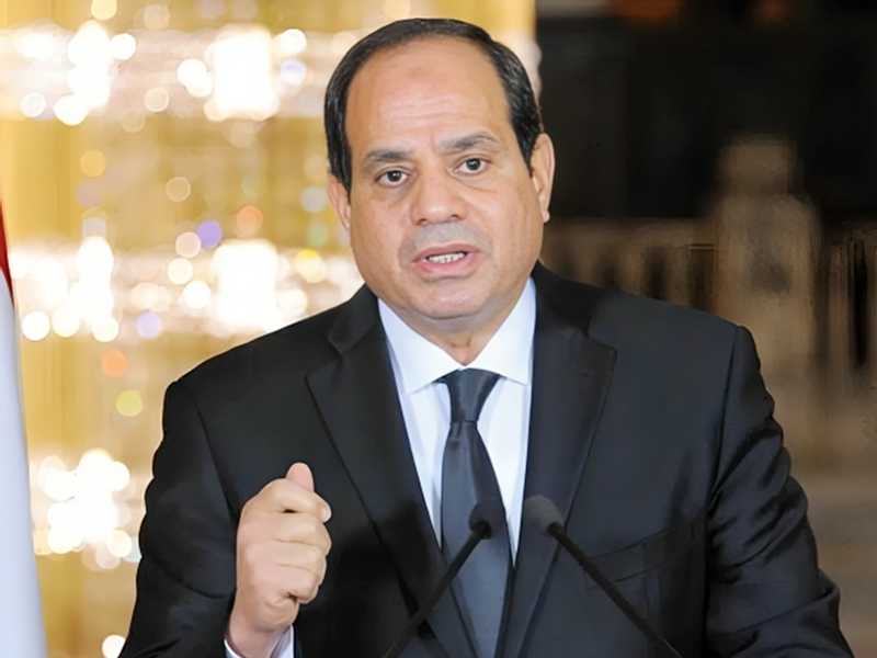 السيسي للرئيس الايراني: ندين استهداف دول الخليج والاردن والعراق