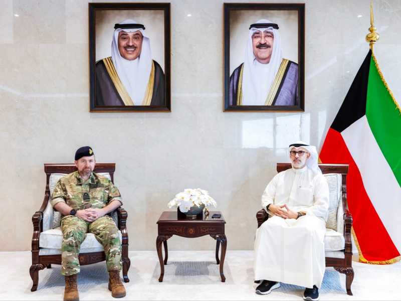 جراح الجابر ومسؤول بريطاني بحثا اثار العدوان الاثم
