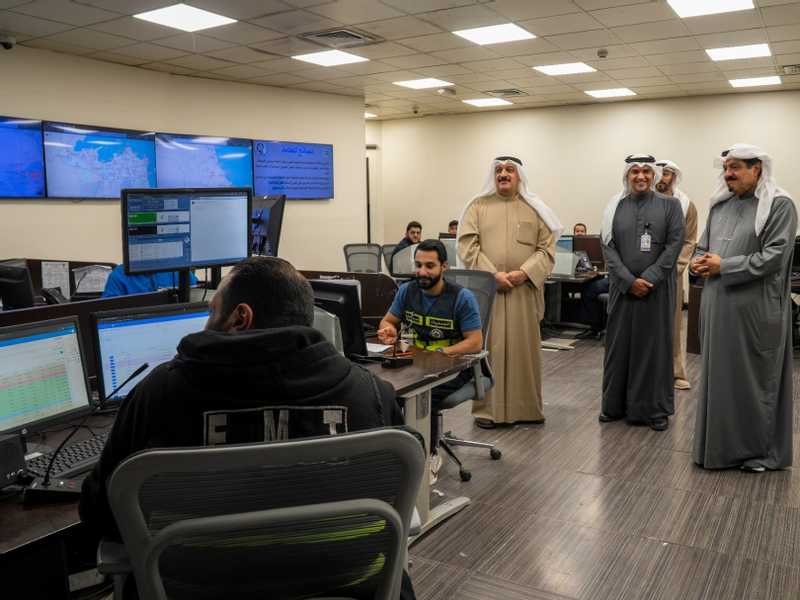 رئيس الوزراء: العمل بروح المسؤوليه بما يضمن الاستجابه لحالات الطوارئ بكفاءه عاليه