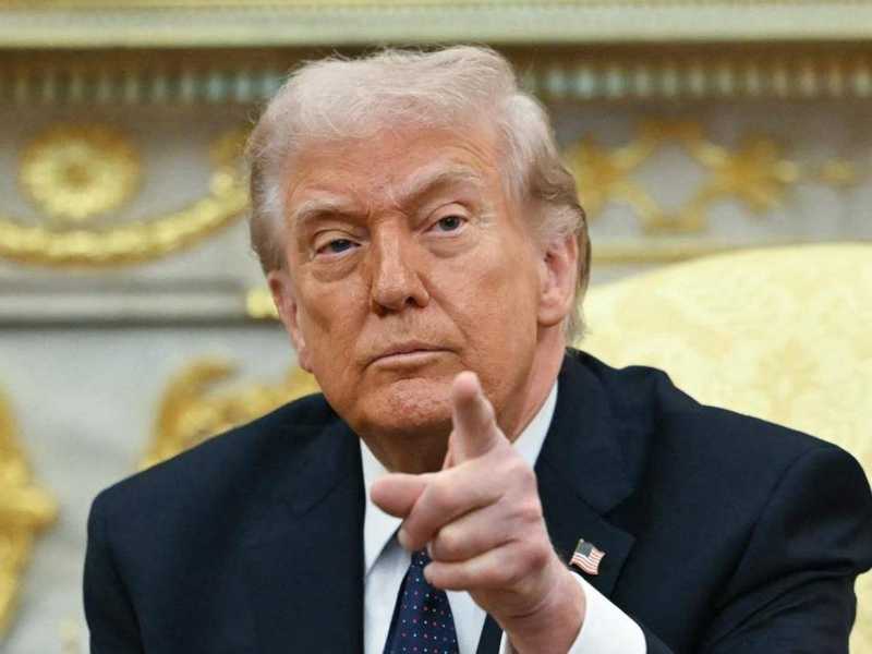 ترامب: الجسور هي الهدف التالي في ايران ثم محطات توليد الكهرباء