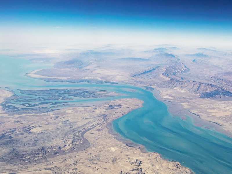ايران تعلن اعاده اغلاق مضيق هرمز مجددا