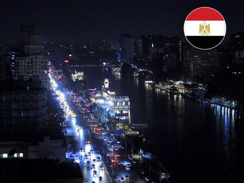 مصر تلغي قرار الاغلاق المبكر وتعود الي مواعيد العمل الطبيعيه