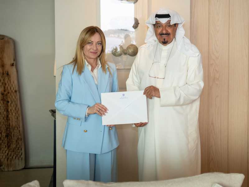 ممثل سمو الامير يستقبل رئيسه وزراء ايطاليا علي هامش القمه الاوروبيه الخليجيه