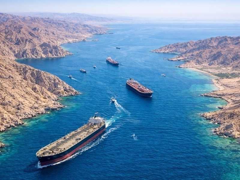 رويترز: ايران ستفتح مضيق هرمز بعد 30 يوما من الاتفاق مع امريكا 