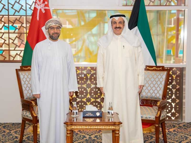 وزير الماليه يبحث مع سفير سلطنه عمان سبل تعزيز العلاقات التي تجمع البلدين 