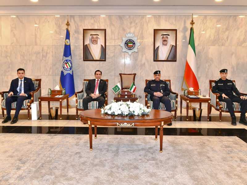 وكيل «الداخليه» بحث مع سفير باكستان التعاون الامني