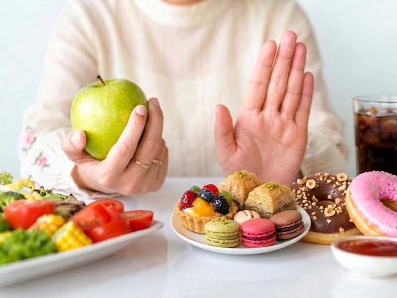 4 طرق للاستمتاع بالسكر دون الاضرار بصحتك