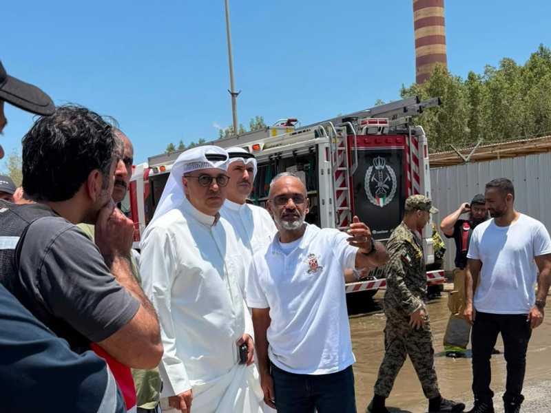 وزير الكهرباء يتفقد موقع الحادث في محطه القوي الكهربائيه وتقطير المياه