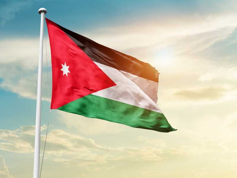 اكسيوس: ايران اطلقت صواريخ باليستيه باتجاه قاعده امريكيه في الاردن