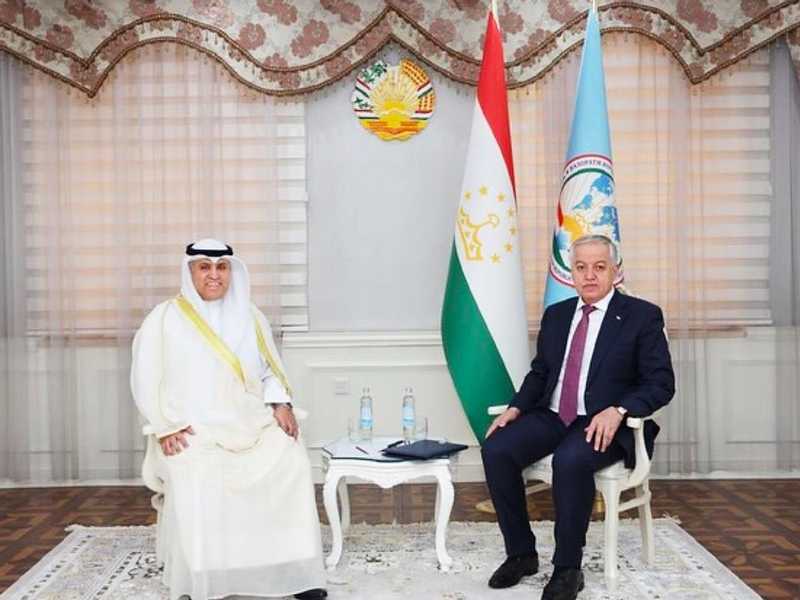 العميري قدم اوراق اعتماده الي وزير خارجيه طاجيكستان
