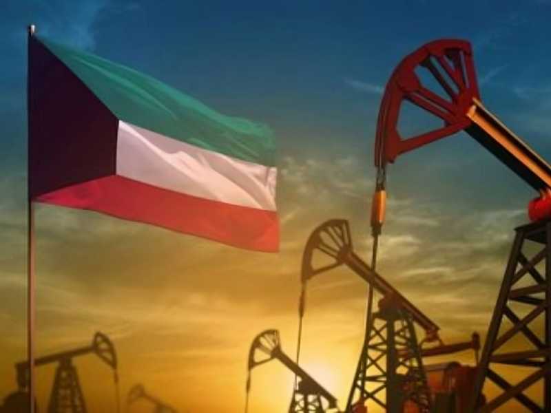سعر برميل النفط الكويتي ينخفض الي 75.60 دولارا