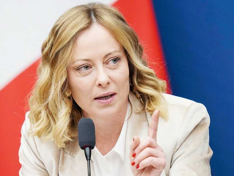 رئيسه وزراء ايطاليا: المعتدي او السارق سيحاسب حتي لو كان عمره 15 عاما