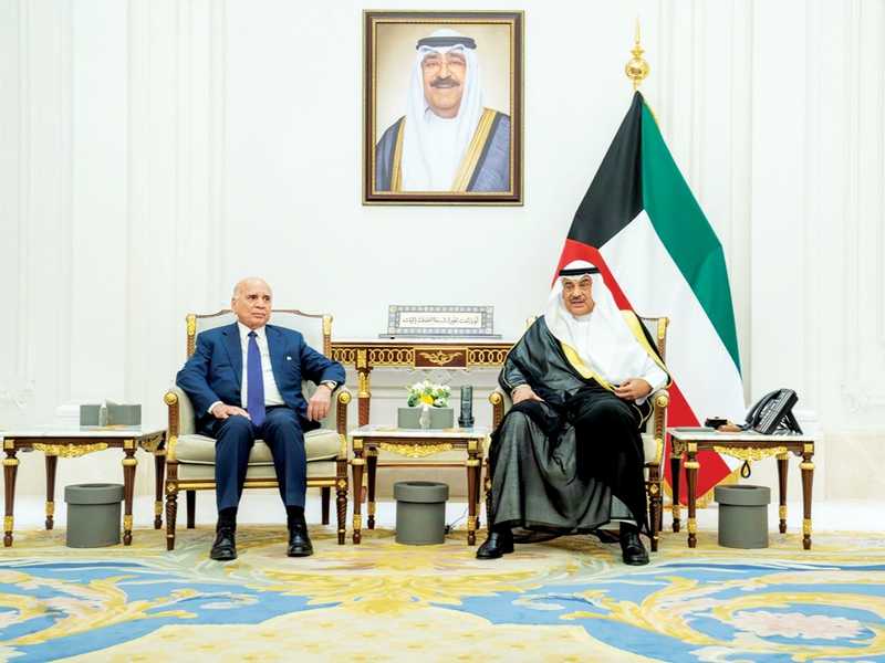 ولي العهد يستقبل وزير الخارجيه العراقي