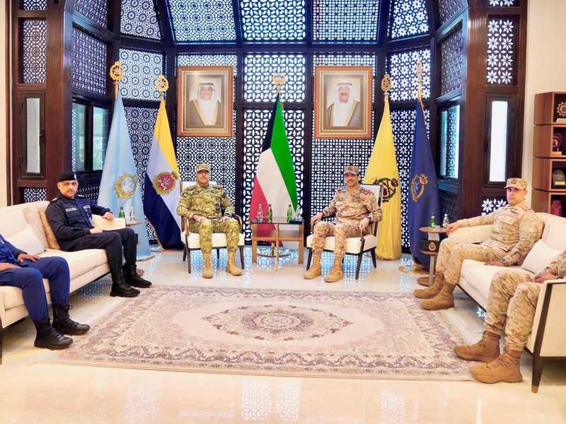 رئيس الاركان عقد اجتماعا تنسيقيا: تعزيز التكامل بين الجهات العسكريه والامنيه