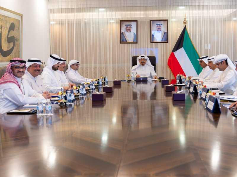 رئيس الوزراء يتراس اجتماعا لمناقشه اخر تطورات انجاز خطط حصر وتصنيف الاراضي المملوكه للدوله