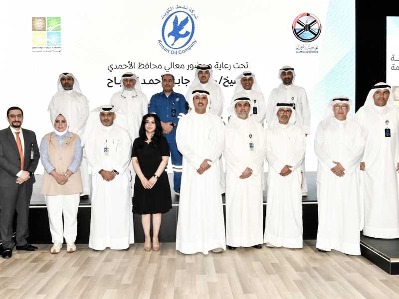 ندوه محافظه الاحمدي: ترسيخ حمايه البيئه ودعم مسيره التنميه