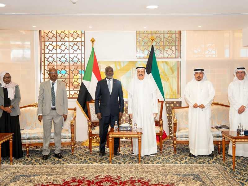 وزير الماليه يبحث مع نظيره السوداني الموضوعات الماليه والاقتصاديه المشتركه