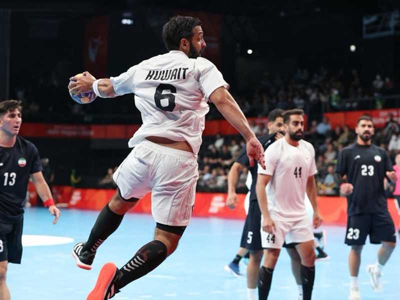 «ازرق اليد» يهزم ايران في اولي مبارياته بدوره الالعاب الاسيويه