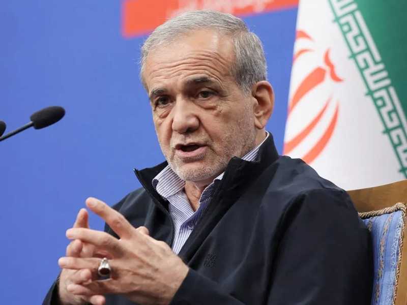 الرئيس الايراني: نحن في اسوا ظروف الحرب الاقتصاديه