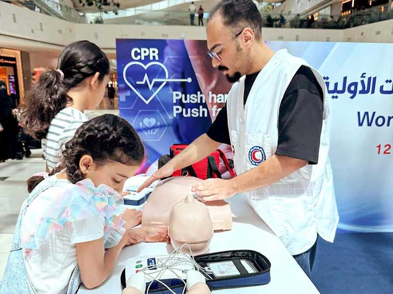 حمله لتعزيز الوعي بالاسعافات الاوليه اطلقتها جمعيه «الهلال الاحمر» في الافنيوز